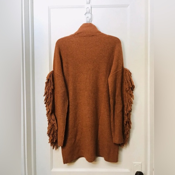 BCBG MAX AZRIA TURTLENECK FRINGE WOOL BLND FRINGE TUNIC SWEATER - SZ L - Picture 4 of 8